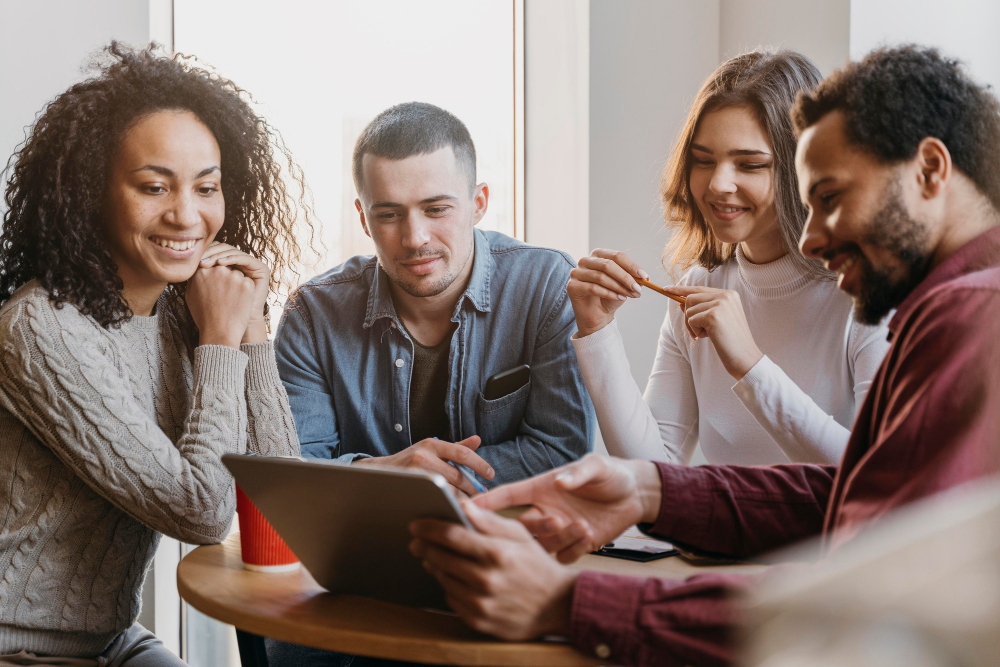 teamwork-meeting-with-business-people